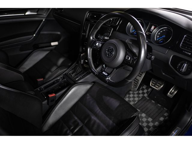 VOLKSWAGEN GOLF R VA 2015 Image 31