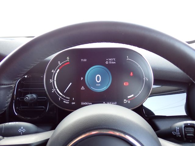 BMW MINI COOPER D 5DOOR 2023 Image 31