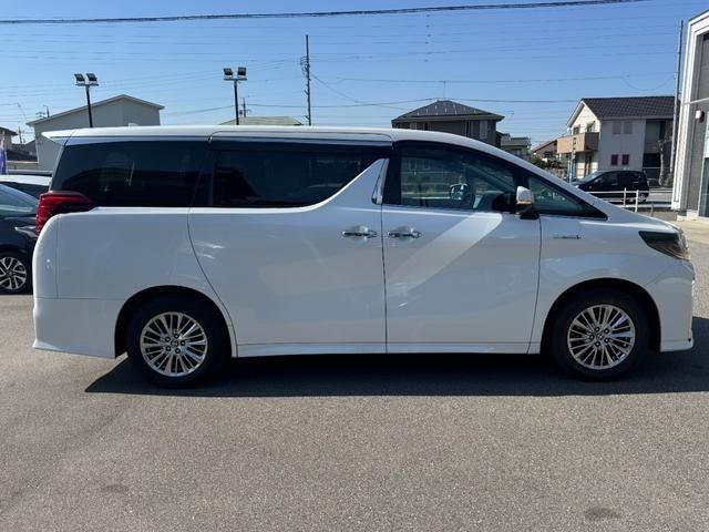 TOYOTA ALPHARD HYBRID 4WD 2021 Image 31