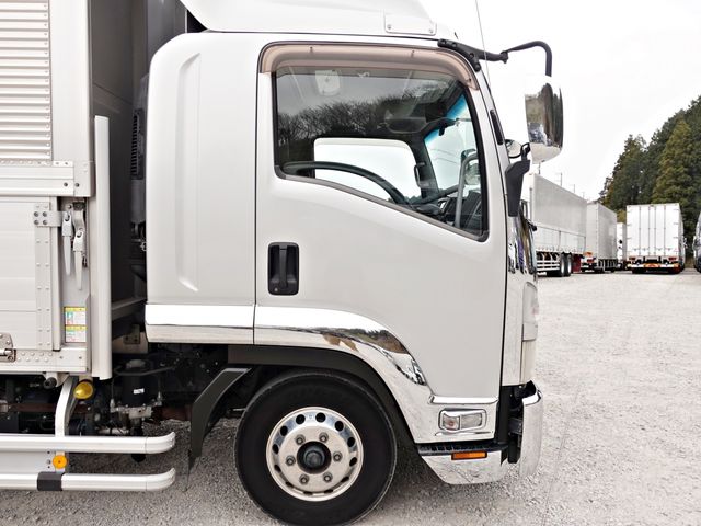 ISUZU FORWARD 2016 Image 31
