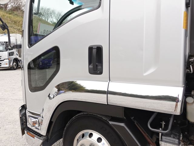 ISUZU FORWARD 2016 Image 31