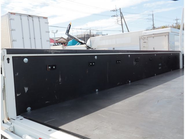 MITSUBISHI CANTER 2024 Image 31