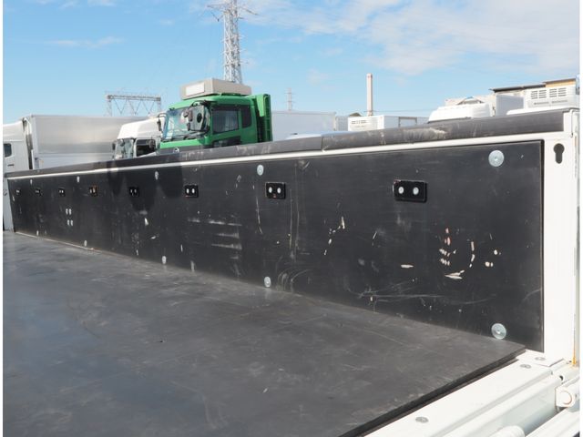 MITSUBISHI CANTER 2024 Image 31