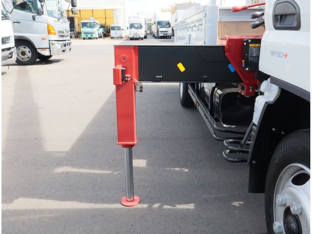 MITSUBISHI CANTER 2024 Image 31