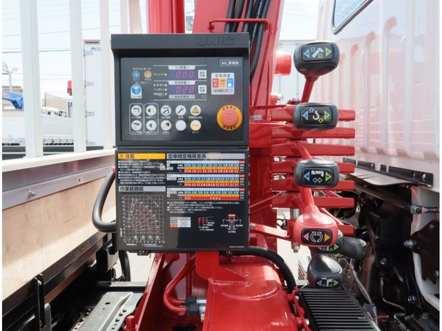 MITSUBISHI CANTER 2024 Image 31