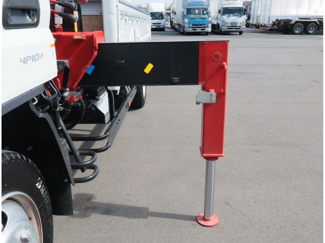 MITSUBISHI CANTER 2024 Image 31