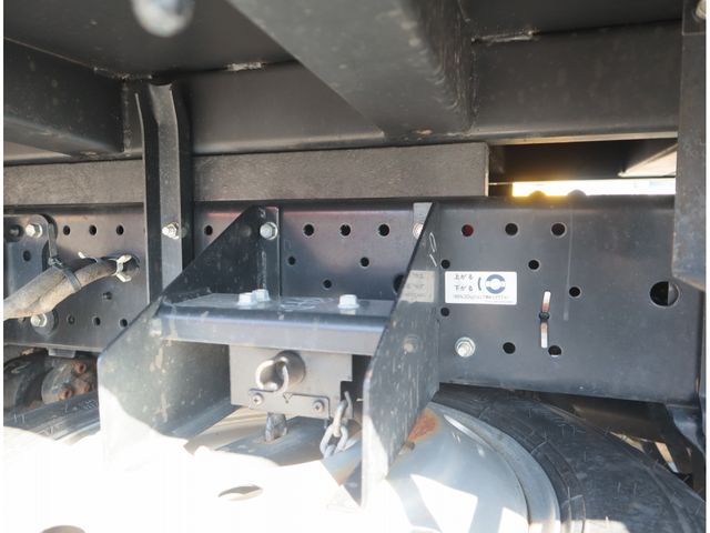 ISUZU ELF 2023 Image 31