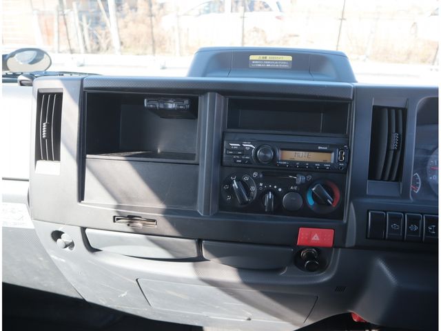 ISUZU ELF 2023 Image 31