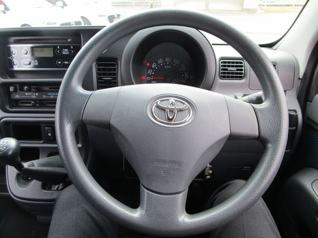 TOYOTA PIXIS VAN 4WD 2016 Image 31