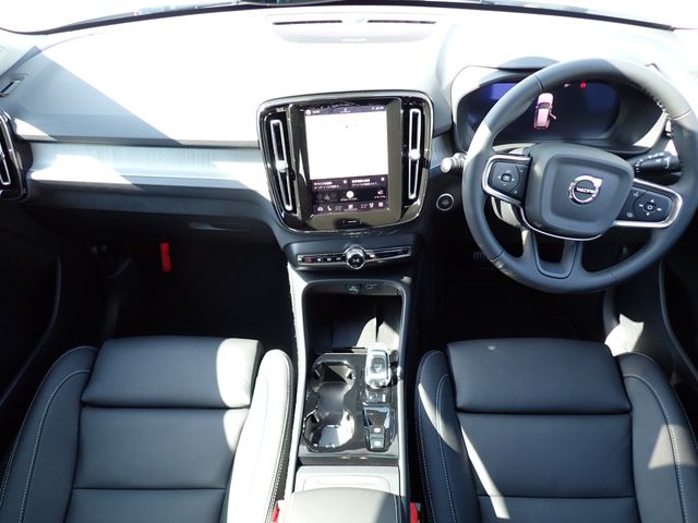 VOLVO XC40 2025 Image 31