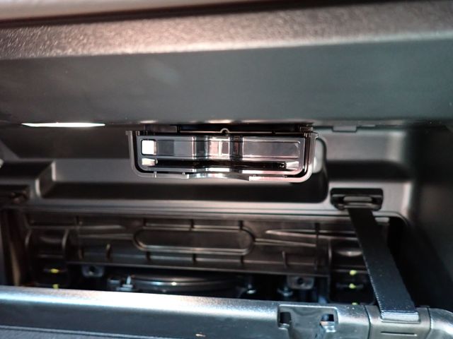 VOLVO XC40 2025 Image 31