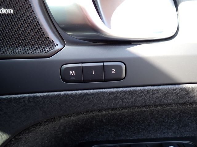 VOLVO XC40 2025 Image 31