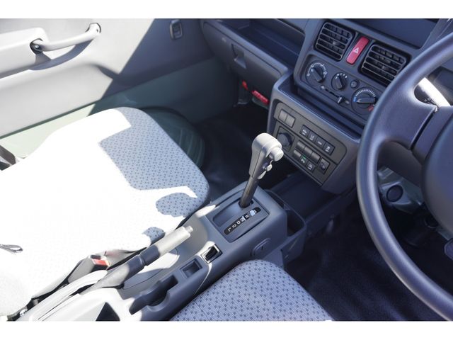 SUZUKI CARRY TRUCK 4WD 2026 Image 31