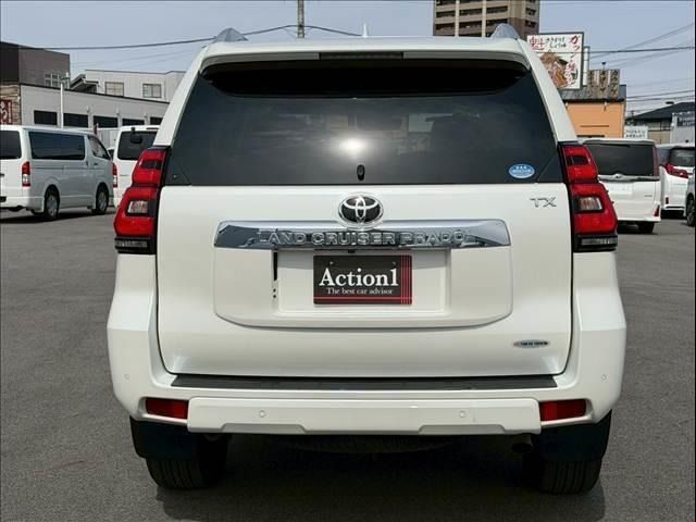 TOYOTA LANDCRUISER PRADO 2018 Image 31