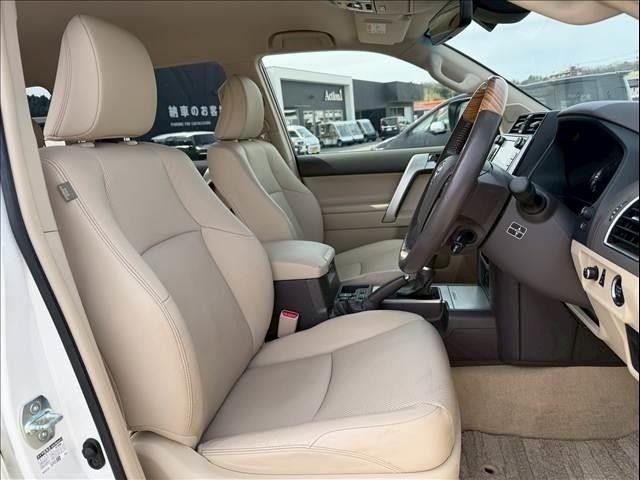 TOYOTA LANDCRUISER PRADO 2018 Image 31