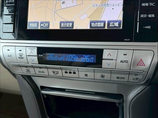 TOYOTA LANDCRUISER PRADO 2018 Image 31