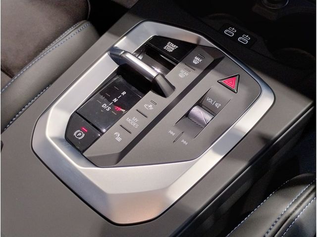 BMW 1SERIES 2024 Image 31