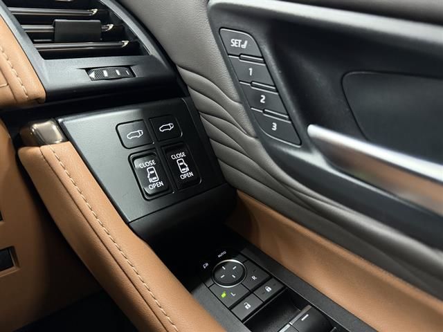 TOYOTA VELLFIRE  HYBRID 2025 Image 31