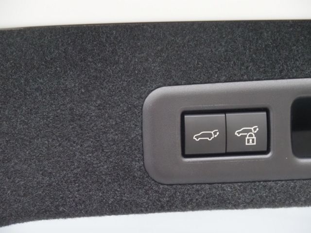 TOYOTA LEXUS RX450H 2WD 2022 Image 31