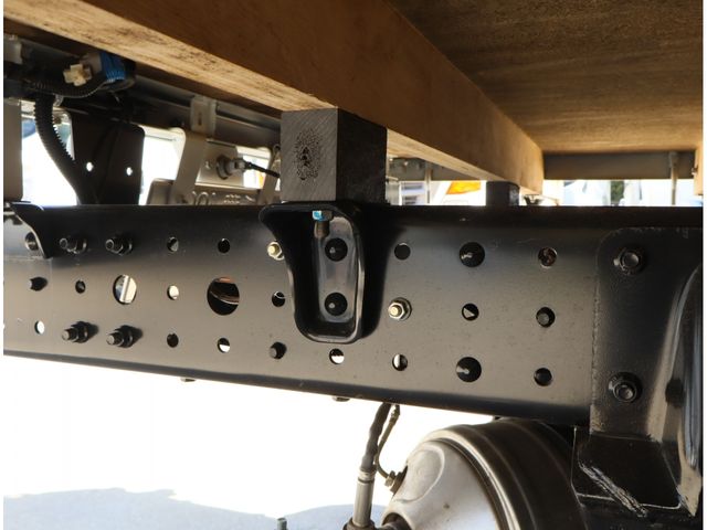 MITSUBISHI CANTER 2024 Image 31