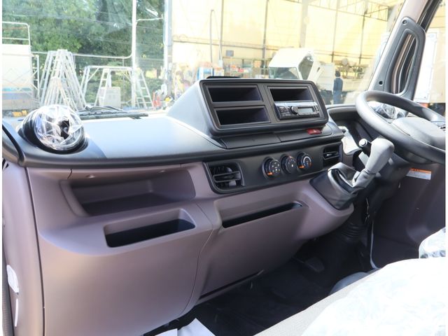 MITSUBISHI CANTER 2024 Image 31