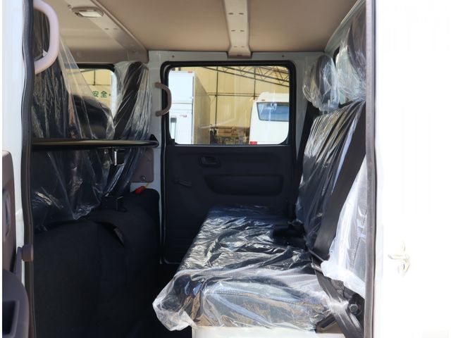 MITSUBISHI CANTER 2024 Image 31