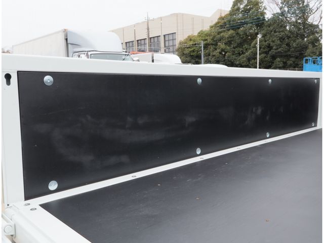 MITSUBISHI CANTER 2025 Image 31