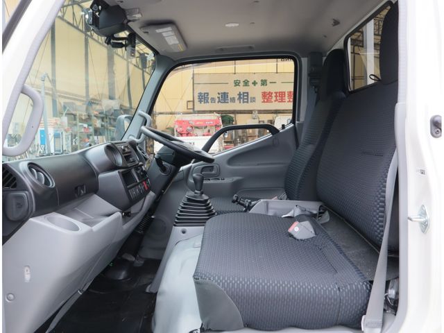 HINO DUTRO 2024 Image 31