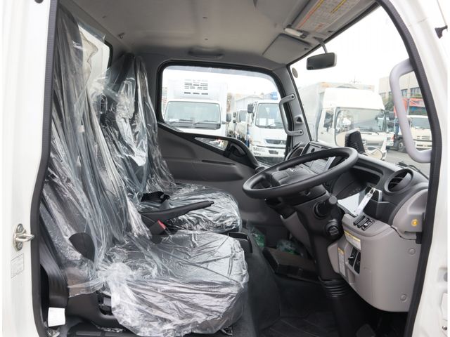 MITSUBISHI CANTER 2022 Image 31
