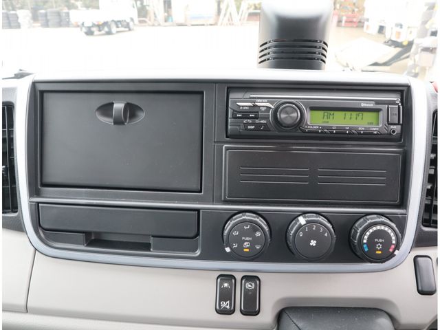 MITSUBISHI CANTER 2022 Image 31