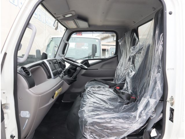 MITSUBISHI CANTER 2022 Image 31