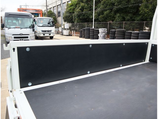 MITSUBISHI CANTER 2025 Image 31