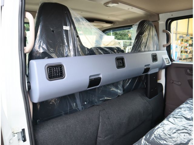 MITSUBISHI CANTER 2025 Image 31