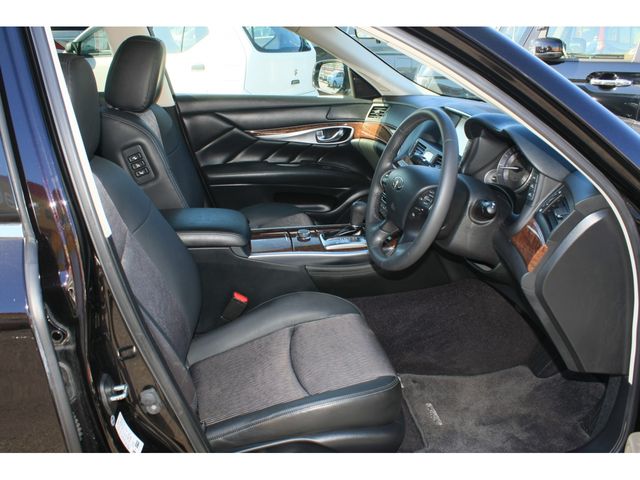 NISSAN FUGA 2015 Image 31