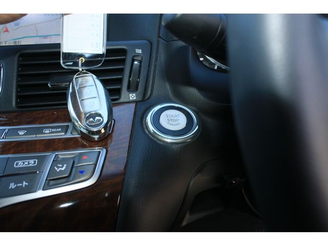 NISSAN FUGA 2015 Image 31