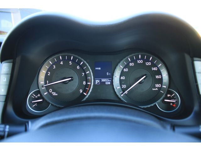 NISSAN FUGA 2015 Image 31