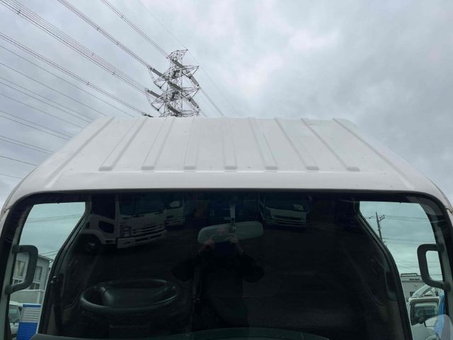 ISUZU ELF 2012 Image 31