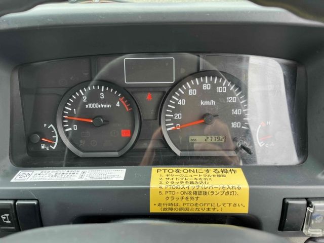 ISUZU ELF 2012 Image 31