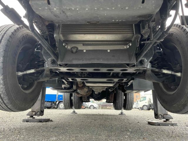 ISUZU ELF 2012 Image 31