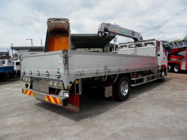 MITSUBISHI FUSOU FIGHTER 2013 Image 31