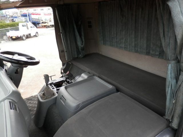 MITSUBISHI FUSOU FIGHTER 2013 Image 31