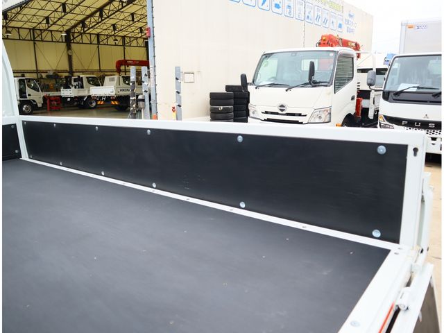 MITSUBISHI CANTER 2025 Image 31