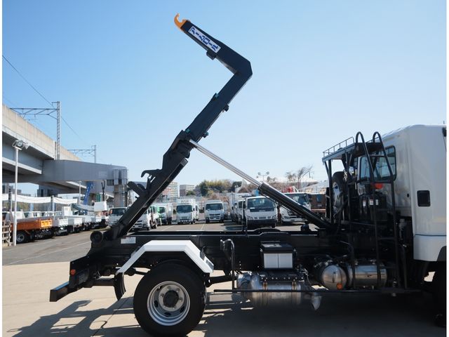 MITSUBISHI FUSOU FIGHTER 2024 Image 31