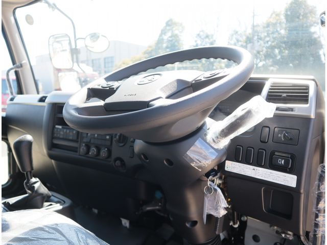 MITSUBISHI FUSOU FIGHTER 2024 Image 31