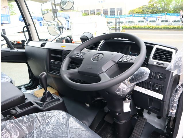 MITSUBISHI FUSOU FIGHTER 2025 Image 31