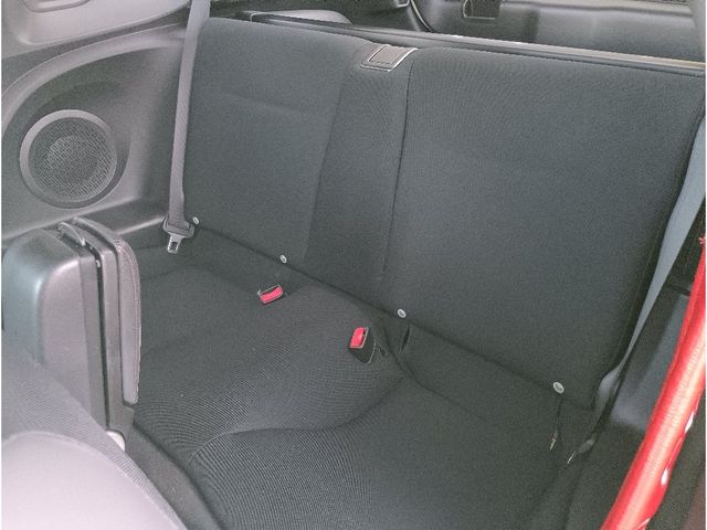 HONDA CR-Z 2012 Image 31