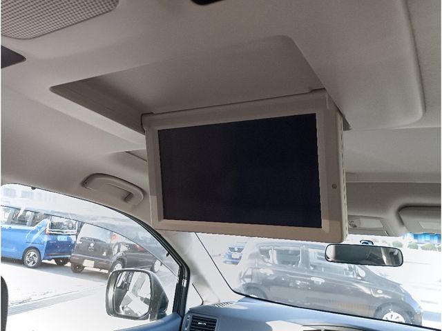 NISSAN ELGRAND  4WD 2013 Image 31