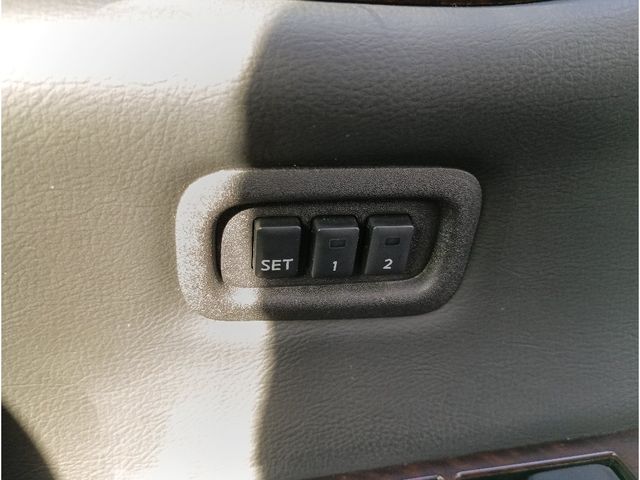 NISSAN ELGRAND  4WD 2013 Image 31