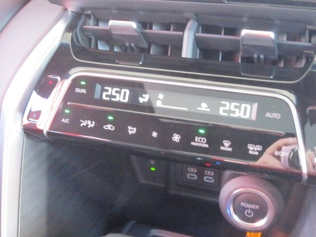 TOYOTA HARRIER HYBRID 2024 Image 31