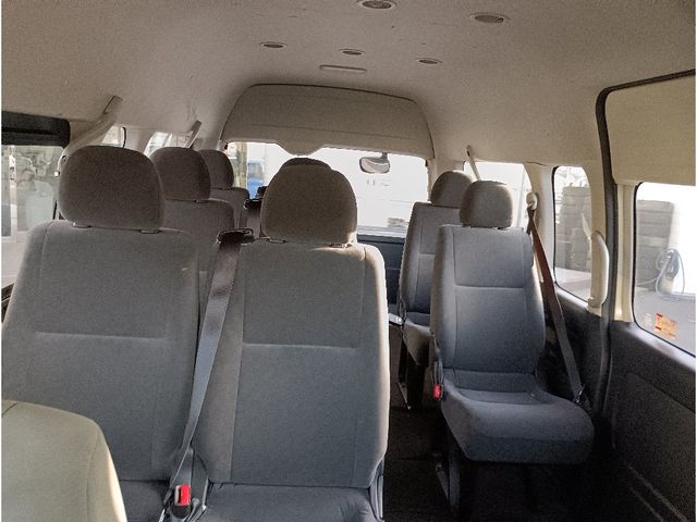 TOYOTA HIACE WAGON 4WD 2016 Image 31